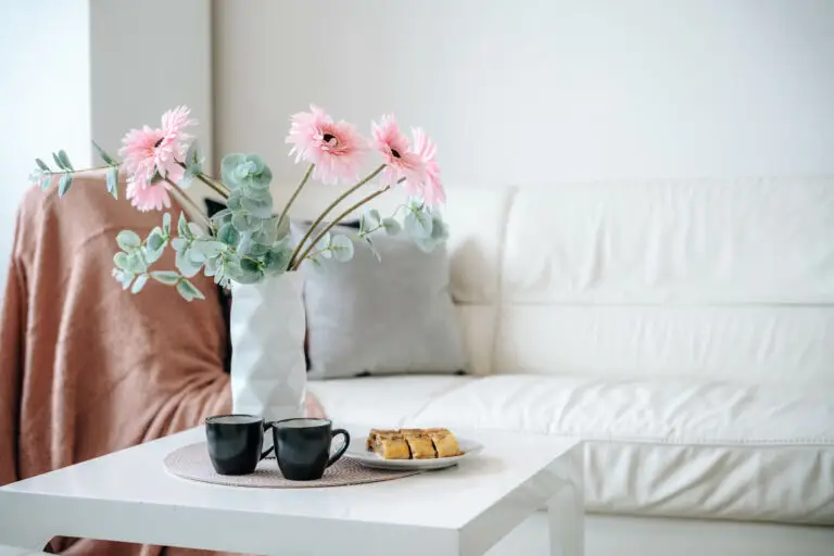 referenční byt v ulici Hviezdoslavova na Praze Háje, pokoj který byl zrekonstruován firmou Dormitoryprague pro účely spolubydlení a správy nemovitostí ZDARMA