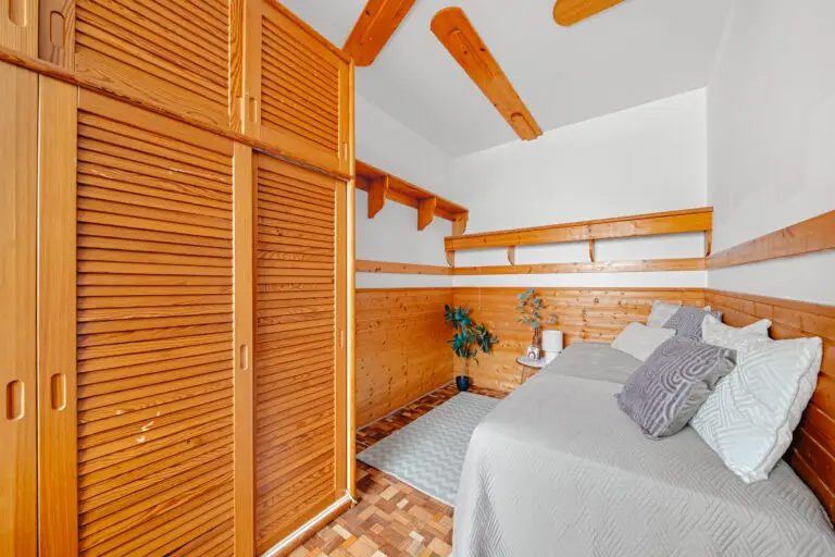 referenční byt v ulici Fantova na Praze Stodůlky, pokoj který byl zrekonstruován firmou Dormitoryprague pro účely spolubydlení a správy nemovitostí ZDARMA